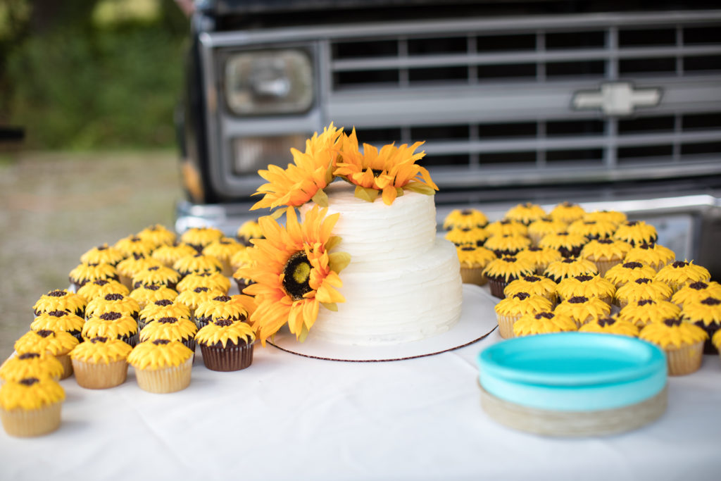 sunflower cake and cupcakes