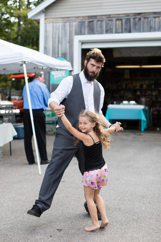 groom dancing with his niece 